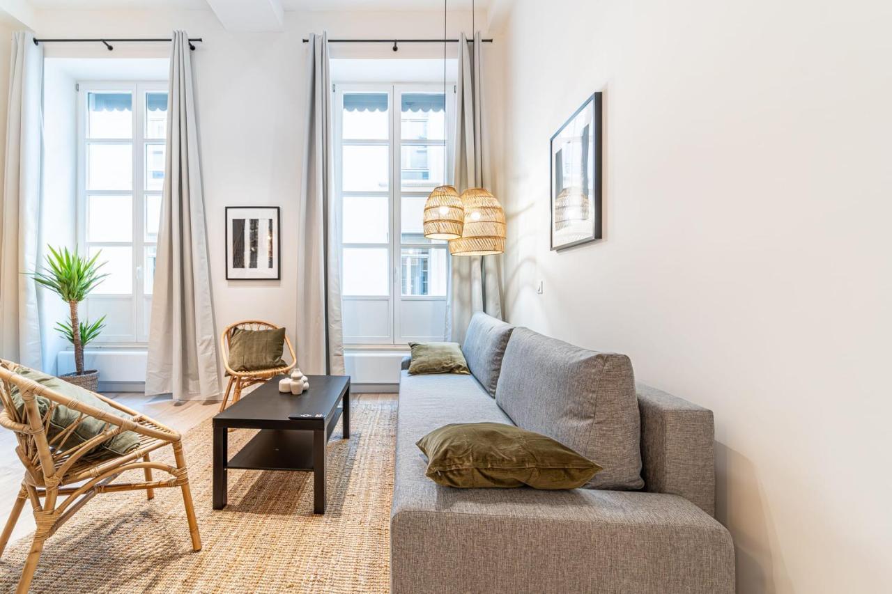 Les Suites De L'Opera - Apartment Nina For 6 People Лион Екстериор снимка
