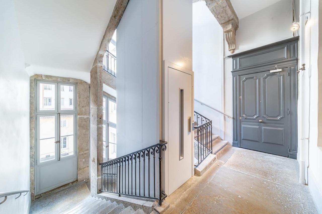 Les Suites De L'Opera - Apartment Nina For 6 People Лион Екстериор снимка